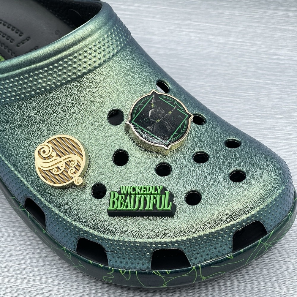 Crocs Wicked Elphaba Men's 5 Women's 7 Classic Clogs Limited Edition For Good - Picture 2 of 14
